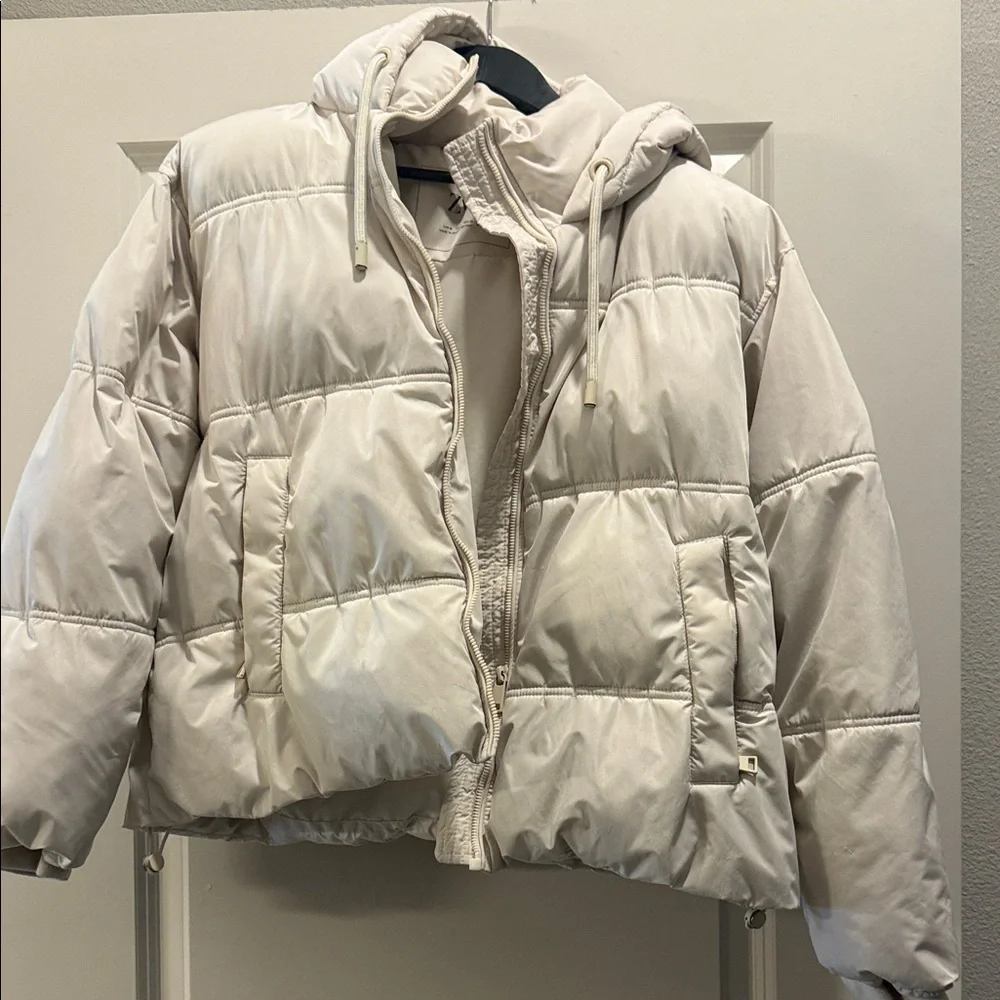 Zara Off-White Puffer Jacket - Picture 1 of 7